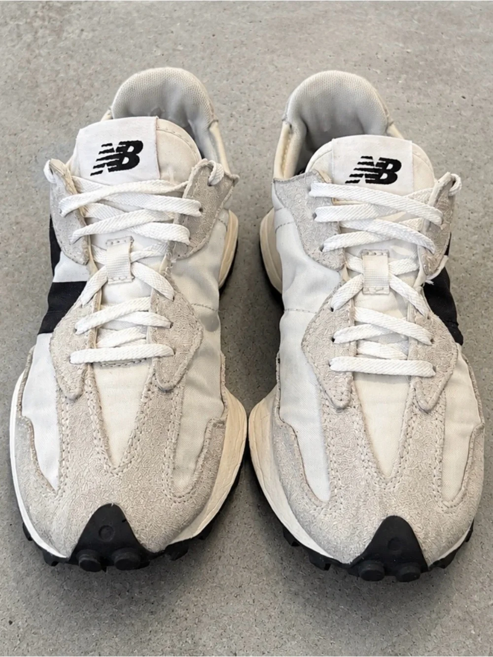 New Balance 327 Sea Salt Black White Suede Sneakers Women`s Size 6.5 | Men’s 5